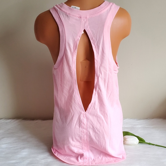 PINK VICTORIA'S SECRET TANK TOP SIZE M - Picture 2 of 4